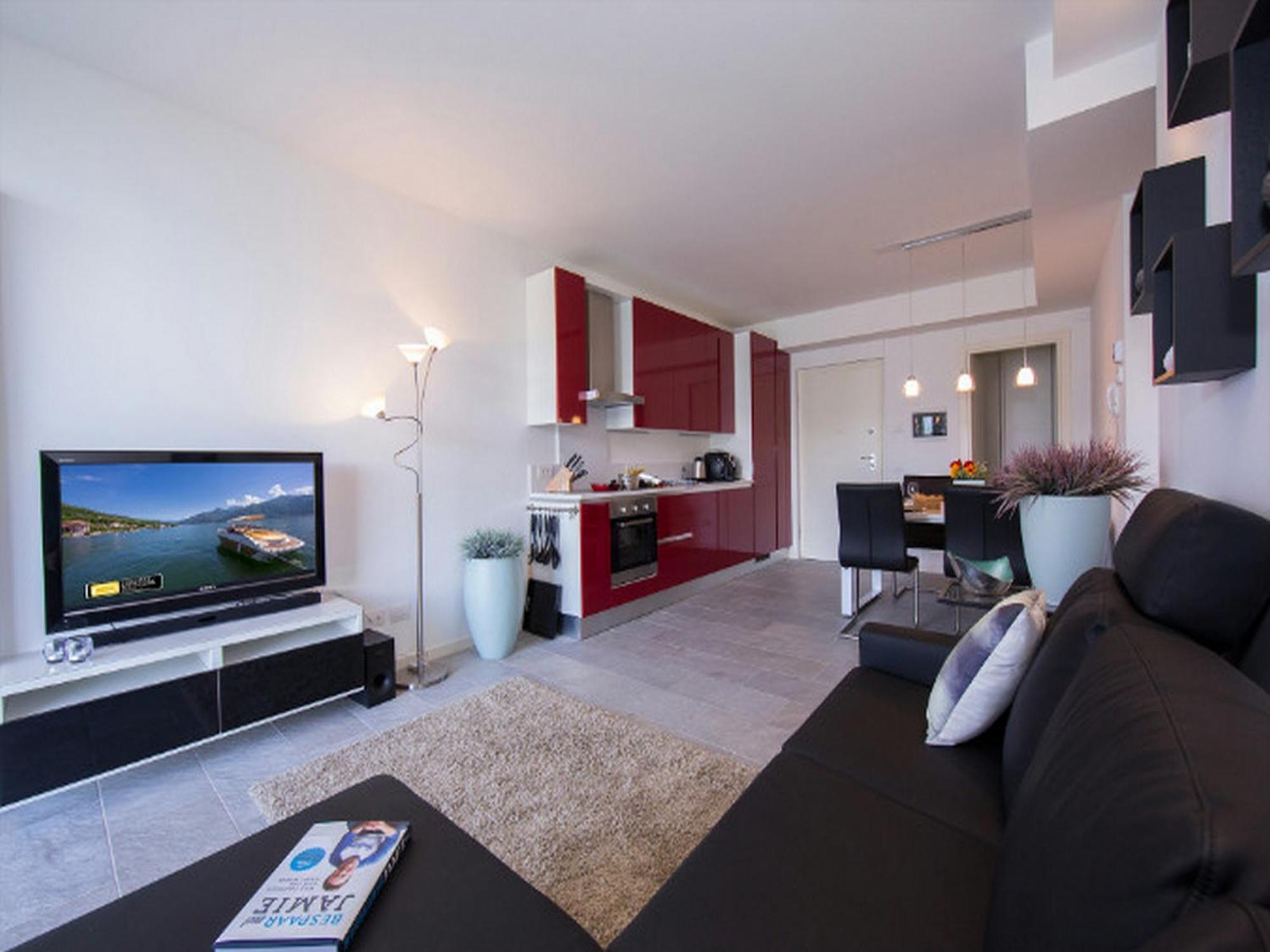 Casa Laura Apt 3 เมนาจโจ ภายนอก รูปภาพ