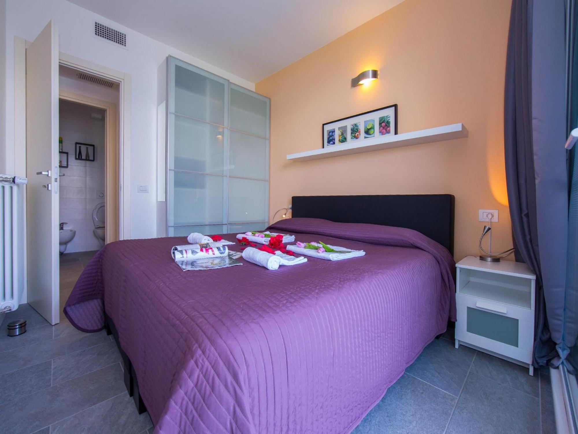 Casa Laura Apt 3 เมนาจโจ ภายนอก รูปภาพ